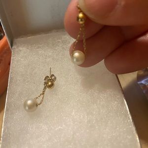 Pearl earrings